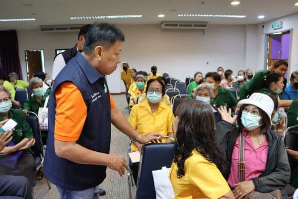 ภาพประกอบข่าว ลำดับที่ 4 จาก ประชุมชี้แจงการเลือกตั้งคณะกรรมการชุมชนวาระใหม่