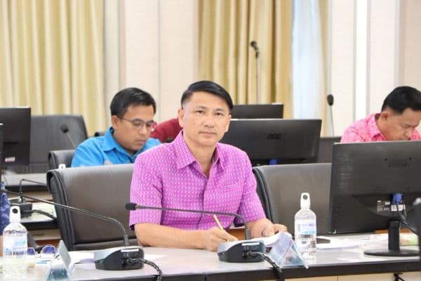 ภาพประกอบข่าว ลำดับที่ 2 จาก ประชุมคณะกรรมการขับเคลื่อนโครงการเฉลิมพระเกียรติพระบาทสมเด็จพระเจ้าอยู่หัว