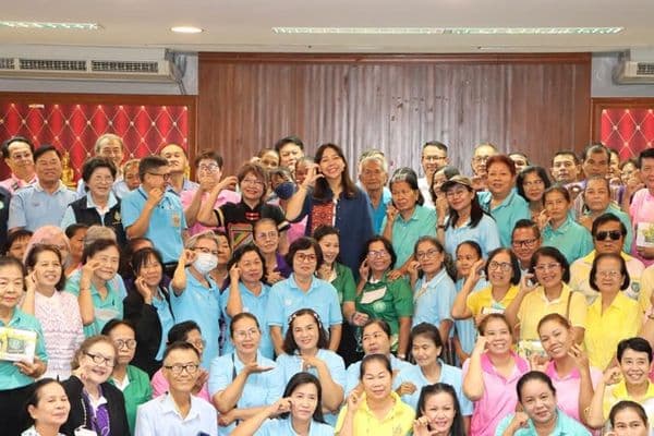 ภาพประกอบข่าว ลำดับที่ 7 จาก ประชุมคณะกรรมการชุมชน