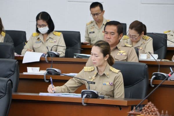 ภาพประกอบข่าว ลำดับที่ 6 จาก ประชุมสภาเทศบาลเมืองอุทัยธานี สมัยสามัญ สมัยแรก ประจำปี 2568