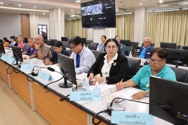 ภาพประกอบข่าว ลำดับที่ 4 จาก ประชุมการจัดทำโครงการต่อยอดการพัฒนาชุมชนเมืองเก่าอุทัยธานี
