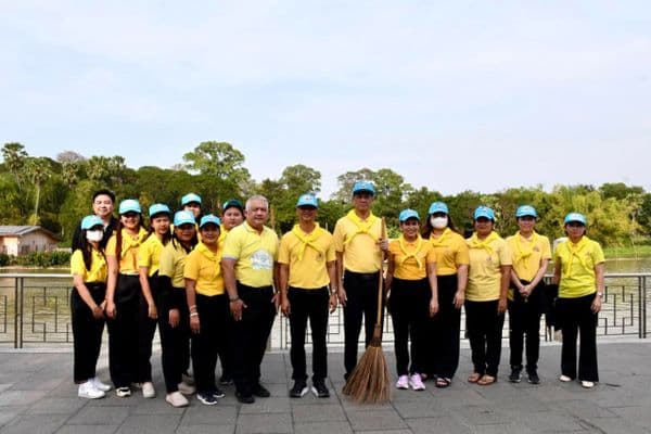 ภาพประกอบข่าว ลำดับที่ 4 จาก กิจกรรมจิตอาสาพัฒนา ทำความสะอาดทางเดินเลียบแม่น้ำสะแกกรัง