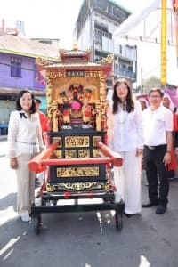ภาพประกอบข่าว ลำดับที่ 5 จาก ตั้งโต๊ะงานแห่เจ้า