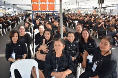 ภาพประกอบข่าว ลำดับที่ 7 จาก กราบพระบรมศพ รัชกาลที่ 9