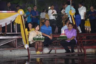 ภาพประกอบข่าว ลำดับที่ 2 จาก ประเพณีลอยกระทง 2560