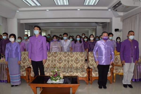 ภาพประกอบข่าว ลำดับที่ 17 จาก ร่วมพิธิเปิดและลงนามถวายพระพรสมเด็จพระกนิษฐาธิราชเจ้า