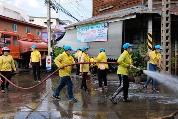 ภาพประกอบข่าว ลำดับที่ 2 จาก จัดกิจกรรมจิตอาสาพัฒนา ทำความสะอาดถนนคนเดินตรอกโรงยา