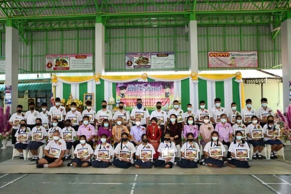 ภาพประกอบข่าว ลำดับที่ 2 จาก พิธีปัจฉิมนิเทศและมอบวุฒิบัตรนักเรียนระดับปฐมวัย ประถมศึกษาปีที่ 6 และมัธยมศึกษาที่ปี 3 โรงเรียนเทศบาลวัดหลวงราชาวาส
