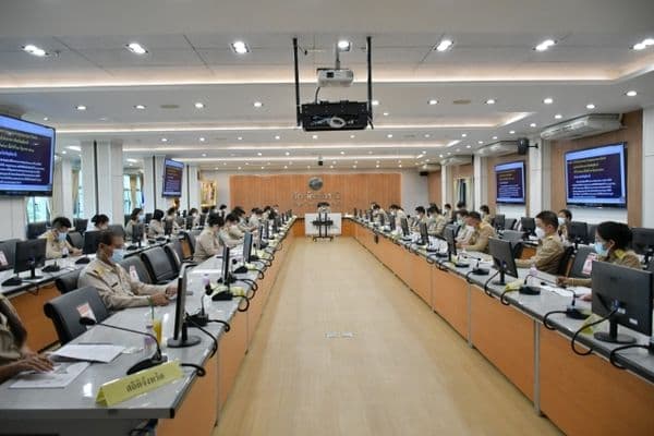 ภาพประกอบข่าว ลำดับที่ 5 จาก ร่วมประชุมคณะกรมการจังหวัด หัวหน้าส่วนราชการ ประจำเดือนกรกฎาคม 2564