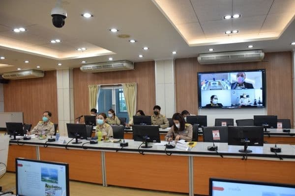 ภาพประกอบข่าว ลำดับที่ 2 จาก ร่วมประชุมเสวนาหารือโครงการอนุรักษ์พันธ์กรรมพืช อันเนื่องมาจากพระราชดำริ (อพ.สธ.) จังหวัดอุทัยธานี