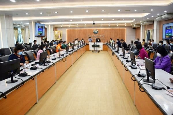 ภาพประกอบข่าว ลำดับที่ 5 จาก ร่วมประชุมคณะกรรมการ POC จังหวัดอุทัยธานี กรณีโรคติดเชื้อไวรัสโคโรนา 2019​ ( COVID-19​)