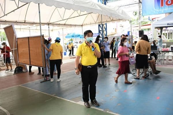 ภาพประกอบข่าว ลำดับที่ 20 จาก พิธีเปิด Kick Off ฉีดวัคซีนป้องกัน covid-19 ของจังหวัดอุทัยธานี
