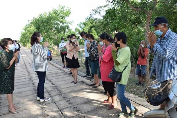 ภาพประกอบข่าว ลำดับที่ 1 จาก ลงพื้นที่รับฟังปัญหาชาวแพที่ได้รับความเดือดร้อนน้ำในแม่น้ำสะแกกรังตื้นเขิน