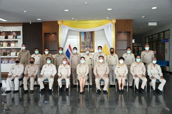 ภาพประกอบข่าว ลำดับที่ 5 จาก ประชุมสภาเทศบาลเมืองอุทัยธานี สมัยสามัญ สมัยแรก ประจำปี 2564 โดยนายกฯปานัดฌา ไทยเศรษฐ์ นายกเทศมนตรีเมืองอุทัยธานี ได้แถลงนโยบายการบริหารงานต่อสภาเทศบาลเมืองอุทัยธานี