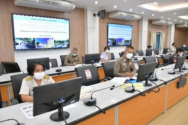 ภาพประกอบข่าว ลำดับที่ 3 จาก ร่วมประชุมรับมอบนโยบายจากรัฐมนตรีช่วยว่าการกระทรวงมหาดไทย