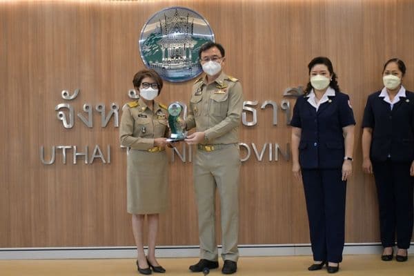 ภาพประกอบข่าว ลำดับที่ 2 จาก ประชุมคณะกรมการจังหวัด และหัวหน้าส่วนราชการจังหวัดอุทัยธานี ครั้งที่ 8/2564