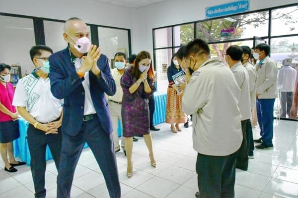 ภาพประกอบข่าว ลำดับที่ 7 จาก ร่วมพิธีเปิดการอบรมโครงการพัฒนาผู้บริหารและครูสู่วิทยฐานะที่สูงขึ้น