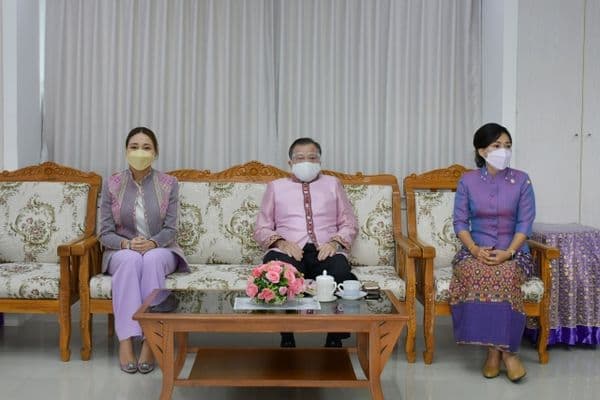 ภาพประกอบข่าว ลำดับที่ 5 จาก ร่วมพิธีเปิดและลงนามบันทึกข้อตกลงความร่วมมือ โครงการประชุมภาคีเครือข่ายและจัดทำแผนบูรณาการการดำเนินงาน ตามพระราชดำริ สมเด็จพระกนิษฐาธิราชเจ้า กรมสมเด็จพระเทพรัตนราชสุดาฯ สยามบรมราชกุมารี ประจำปีงบประมาณ 2565