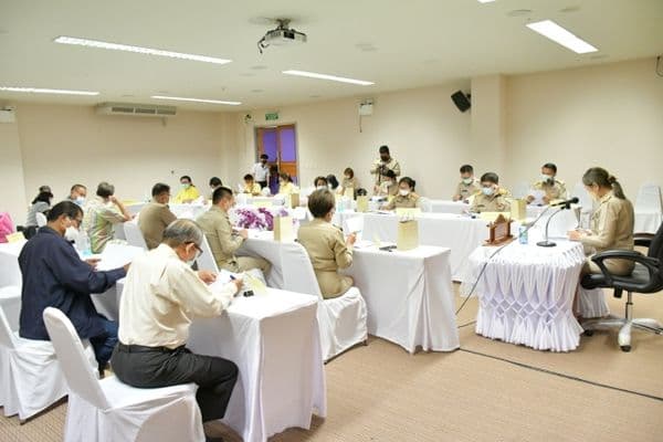 ภาพประกอบข่าว ลำดับที่ 2 จาก ​ประชุมคณะกรรมการพัฒนาเทศบาลเมือง​อุทัยธานี​ ครั้งที่ 4/2564​