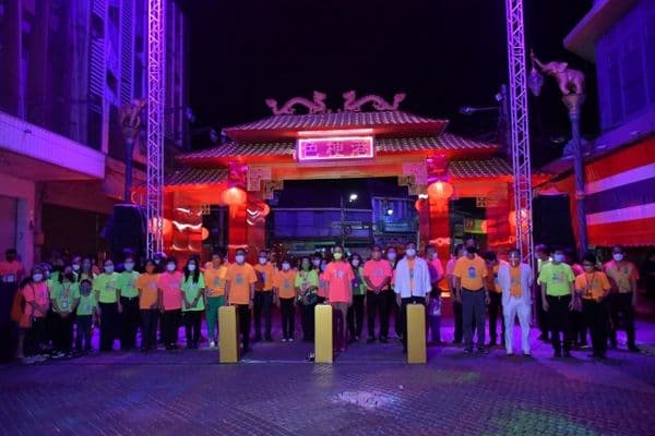 ภาพประกอบข่าว ลำดับที่ 3 จาก งานประเพณีแห่เจ้าพ่อเจ้าแม่เมืองอุทัยธานี ประจำปี 2564-2565