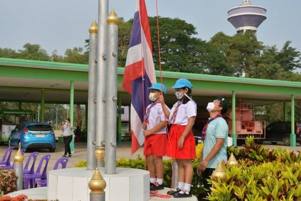 ภาพประกอบข่าว ลำดับที่ 9 จาก พิธีเปิดกิจกรรมโครงการลูกเสือน้อย ประจำปีการศึกษา 2564 ของโรงเรียนเทศบาลบ้านปากกะบาด
