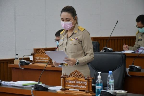 ภาพประกอบข่าว ลำดับที่ 2 จาก ประชุมสภาเทศบาลเมืองอุทัยธานี สมัยสามัญ สมัยแรก ประจำปี 2565