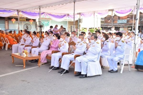 ภาพประกอบข่าว ลำดับที่ 1 จาก พิธีทำบุญตักบาตรถวายพระราชกุศล 3 มิถุนายน 2565 (ภาคเช้า)