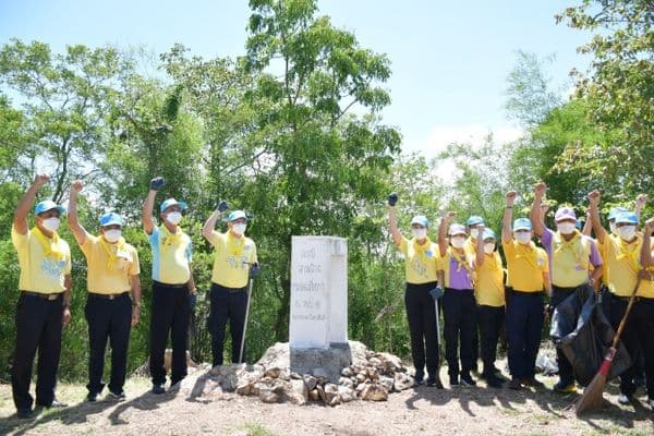 ภาพประกอบข่าว ลำดับที่ 8 จาก กิจกรรม​ปลูก​ต้นสะเดา ต้นไม้​ประจำจังหวัด​อุทัยธานี​ และกิจกรรมจิตอาสา