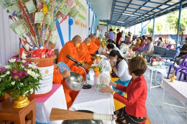 ภาพประกอบข่าว ลำดับที่ 11 จาก ทำบุญครบรอบ 60 ปี โรงเรียนเทศบาลบ้านปากกะบาด