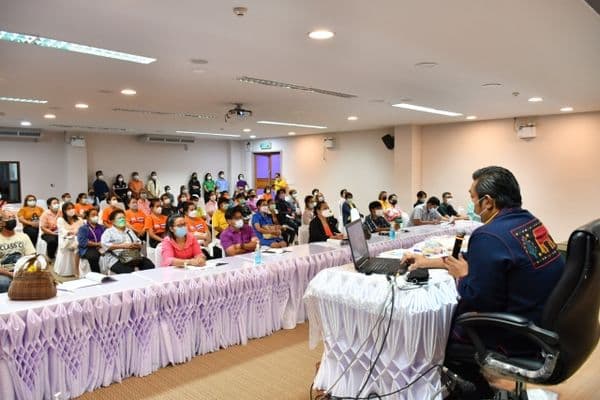 ภาพประกอบข่าว ลำดับที่ 4 จาก เทศบาลเมืองอุทัยธานี จัดอบรมคณะกรรมการประจำหน่วยเลือกตั้ง ในการเลือกตั้งสมาชิกสภาเทศบาลเมืองอุทัยธานี เขตเลือกตั้งที่ 3 (แทนตำแหน่งว่าง)